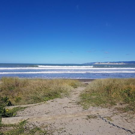花落金沙海滨汽车旅馆 吉斯伯恩 外观 照片